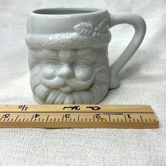 Santa Coffee Cup - Ceramic - Picture 2 of 8
